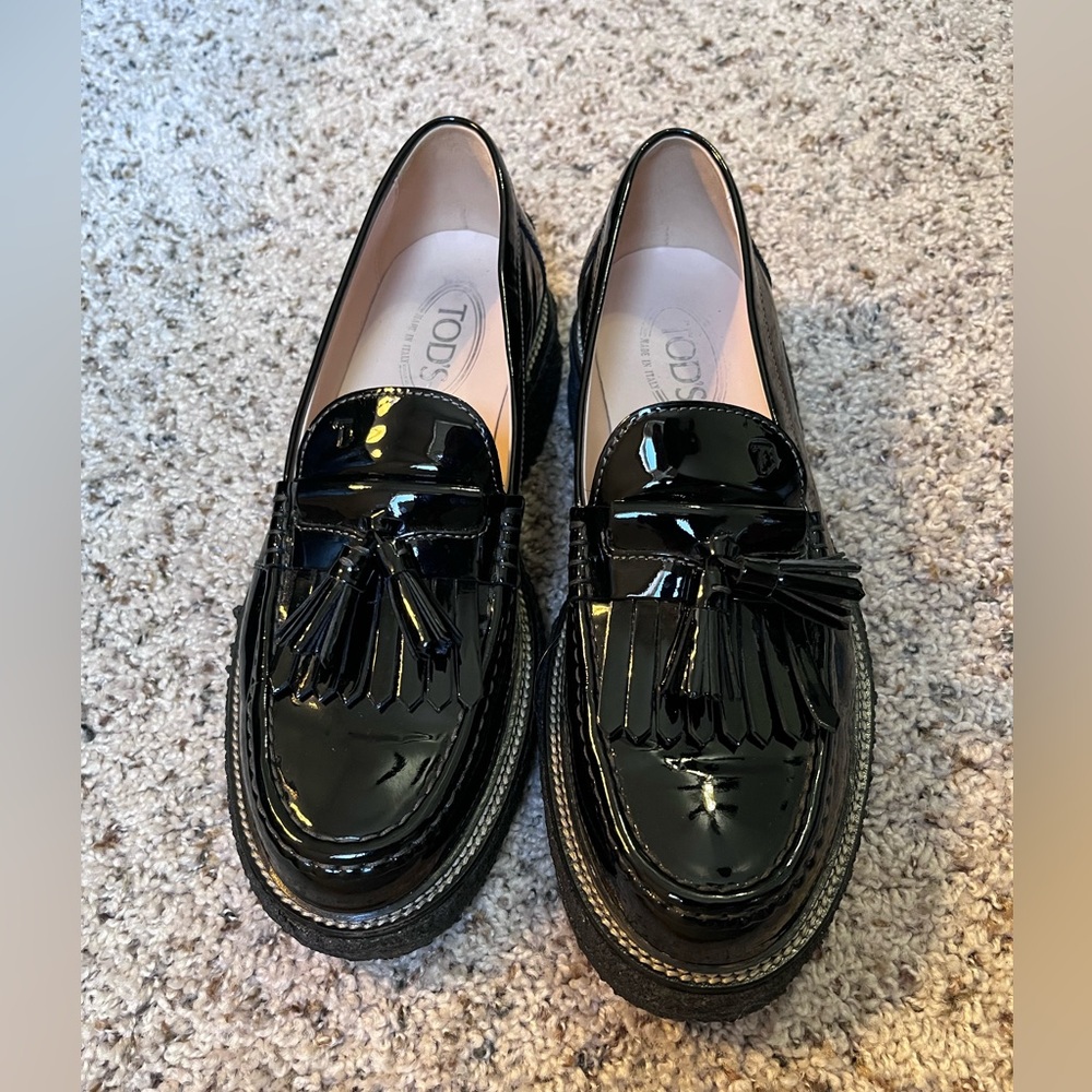 Tod’s Black Patent Leather Platform Loafers. Size 10 or EU 41. Designer.